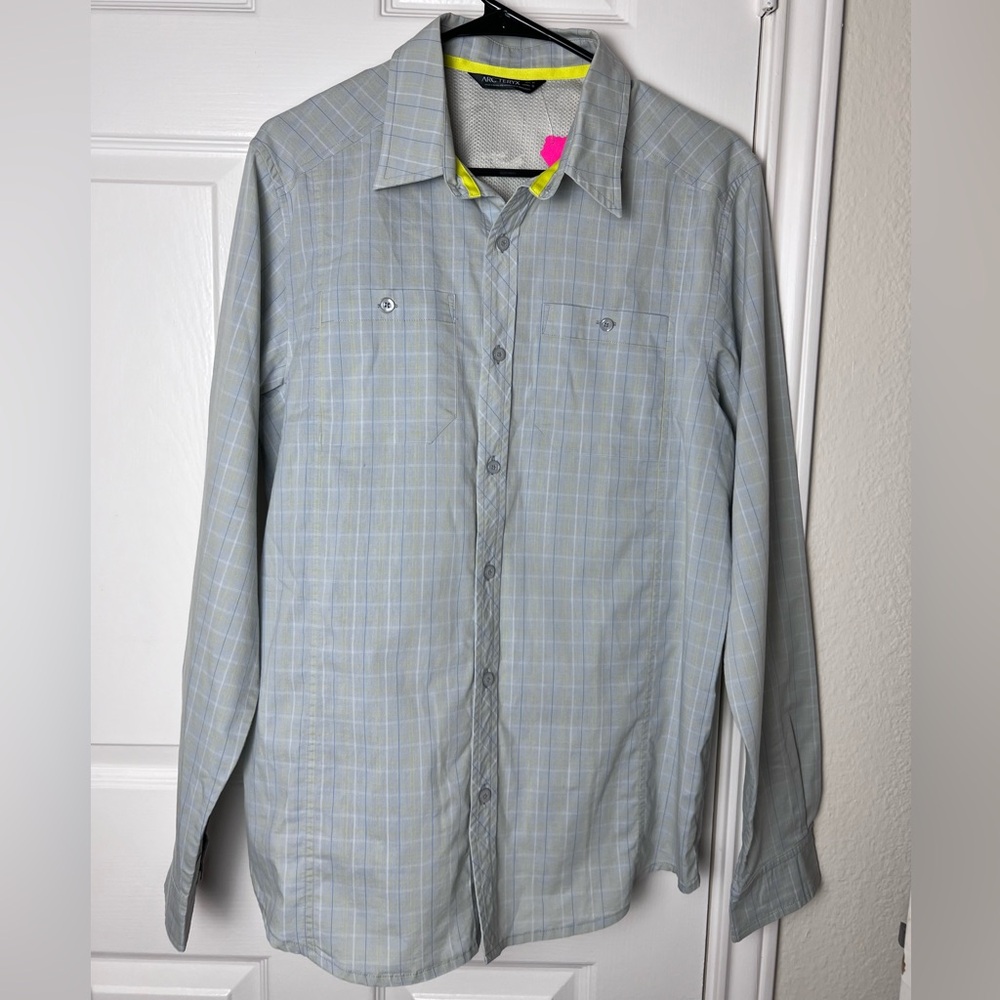 Arcteryx Long Sleeve Button Down Zipper Pockets